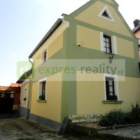 Prodej, dům rodinný, 210 m², Křesín - Levousy (okres Litoměřice)